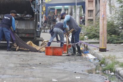 El hallazgo se realizó entre fundas de basura.