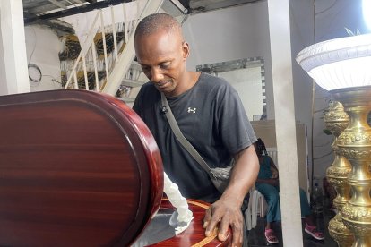 Ismael Nazareno padre de Miguel y su último adiós en su casa de Socio Vivienda 2.