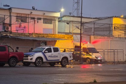 Los privados de libertad heridos fueron llevados a distintas casas de salud de Machala