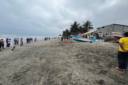 El crimen de dos jóvenes en la playa de la comuna San Pablo conmociona a los pobladores del sitio