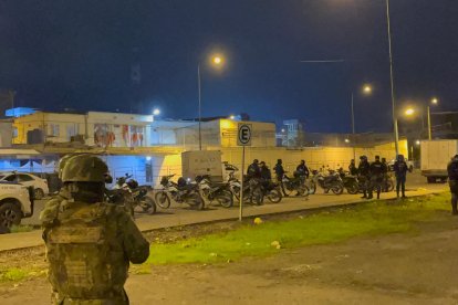 Con la cifra actualizada, seis de los presos muertos serían parte de los Sao - Box y 27 de la banda Los Lobos.