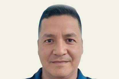 El hombre asesinado cuando bajó a orinar en su viaje a Machala era médico: Juan Pablo Torres Astudillo.