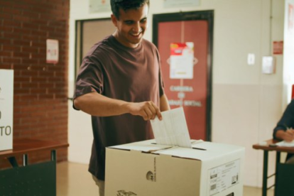 Hay multa por no votar en Ecuador este 2025.