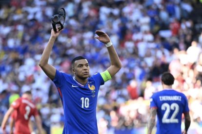 Kylian Mbappé es la principal carta de gol de la selección francesa en las eliminatorias europeas.