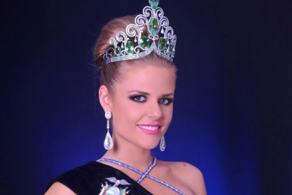 Claudia Schiess cuando fue Miss Ecuador 2011