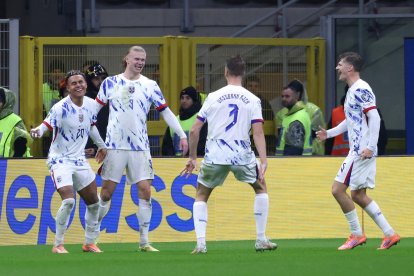 Erling Haaland y compañía celebran en la goleada de Noruega ante Italia en tierras de 'La Bota'.