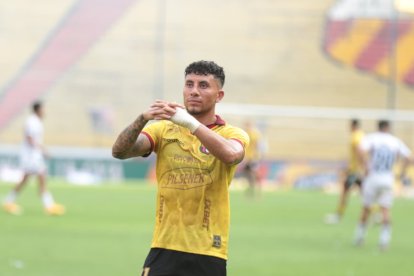 Joao Rojas fue el que generó el gol del empate ante Liga de Quito.
