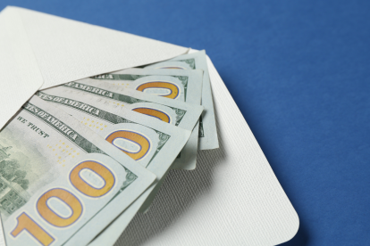 El décimo tercer sueldo debe pagarse hasta el 24 de diciembre, pero en 2025 el sector público recibió un adelanto autorizado por el presidente Daniel Noboa.