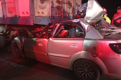 El choque ocurrió en la vía Naranjal - Machala, a la altura de San Carlos, cantón Balao.