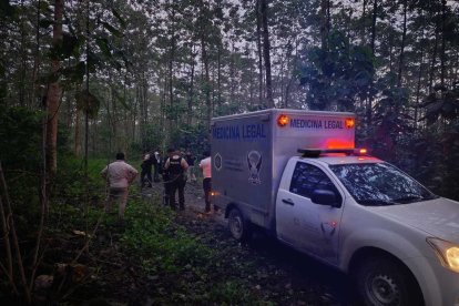 La policía recuperó los cuerpos al caer la tarde del lunes 24 de noviembre de 2025.