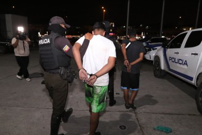 Los menores fueron llevados a una unidad policial antes de ser entregados a la Dirección Nacional de Policía Especializada para Niños, Niñas y Adolescentes.