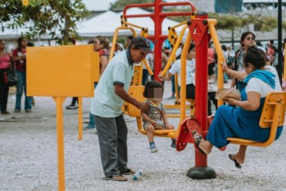 La renovación de los CAMI y espacios comunitarios consolida una red municipal orientada a promover participación, cultura y servicios para los habitantes de Guayaquil.