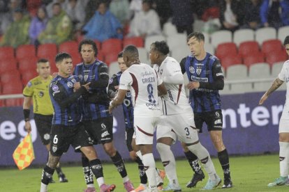 Independiente del Valle cayó 2-1 ante Liga en el Rodrigo Paz Delgado.