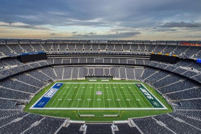 El MetLife stadium uno de los estadios más grandes del mundo donde se jugará la final del mundial en Estados Unidos en 2026.