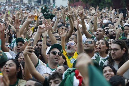 Seguidores de Palmeiras reunidos en la previa de la final de la Copa Libertadores eel sábado 29 de diciembre.