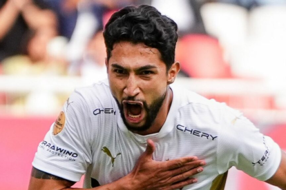 El delantero colombiano Jeison Medina fue una de los malos fichajes.