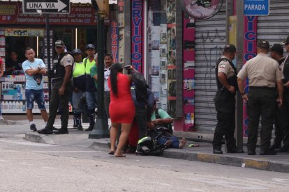 El hecho violento ocurrió en una zona altamente transitada por estudiantes universitarios.