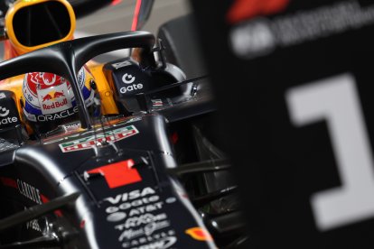 El piloto de Red Bull Racing Max Verstappen se lleva el protagonismo en la previa de la última competencia del año.