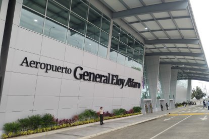 El ciudadano fue inadmitido en el aeropuerto de Manta.