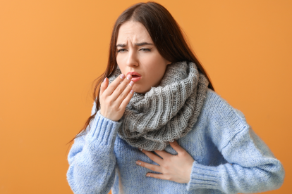 Paciente con gripe H3N2 en Europa: la variante K provoca un aumento récord de hospitalizaciones y presión sobre los sistemas de salud europeos.