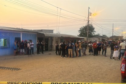 Moradores se alarmaron con el tiroteo. Unos se lanzaron al piso.