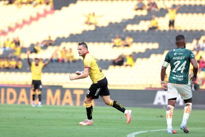 Con su doblete ante Orense, la Iguana Rivero alcanzó su tercera conquista en el hexagonal final, fase en la que ha sufrido intermitencias a causa de las lesiones.