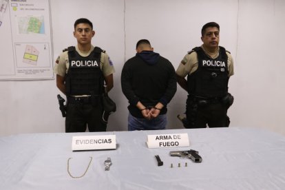 El sujeto fue detenido por la Policía Nacional.