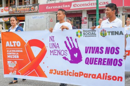 Los allegados y familiares ayudan a los progenitores de Alison con actividades sociales para el platón que se hará en Quero este viernes 19 de diciembre del 2025.