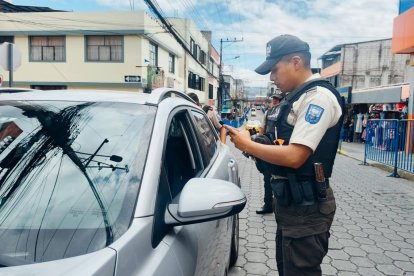 Luego de la masacre en Nueva Aurora, sur de Quito, se montaron operativos.