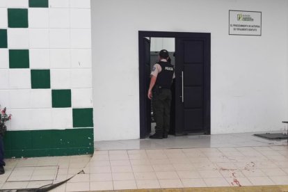 La policía trasladó los restos a la morgue de Ventanas.