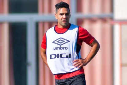 Radamel Falcao no juega un partido oficial desde junio de 2025.