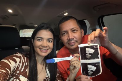 El sargento indicó que su esposa le ayudó a cumplir sus metas.