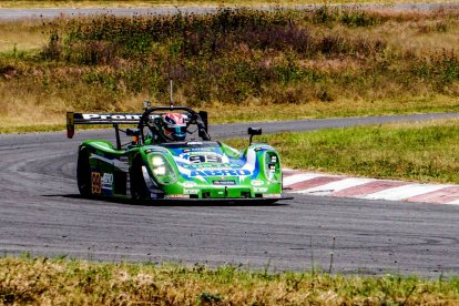 El bólido ganador del Team Abro demostró agresividad y clase para una carrera a la victoria.