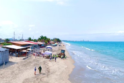 La jornada de limpieza empezó desde muy temprano en San Pablo