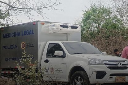 El cadáver de un hombre fue abandonado en la vía al Cerro Jaboncill, debajo de un árbol de algarrobo