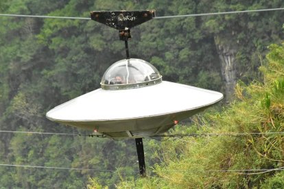 El atractivo extremo “Ovni”, una estructura tipo tarabita que cruza la montaña en el sector Río Blanco, donde ocurrió el accidente.