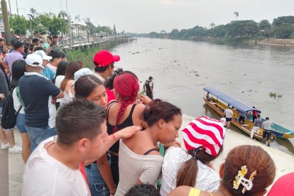Habitantes del sector se lamentaron lo sucedido tras el hallazgo del cuerpo.