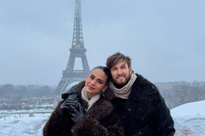 Valeria Gutiérrez y Axel, más unidos que nunca durante su escapada romántica en París