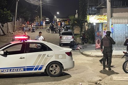 Un hombre fue asesinado en el barrio La Pradera. En este caso, una mujer resultó herida