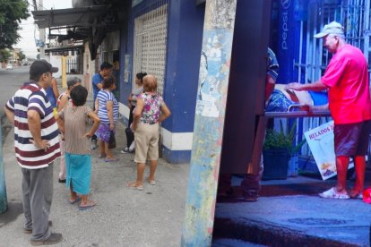 El suceso generó alarma entre los ciudadanos del sector. El negocio permaneció cerrado ayer por temor, tras el violento hecho.