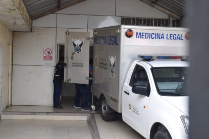 Los restos fueron reconocidos en la morgue de Quevedo.