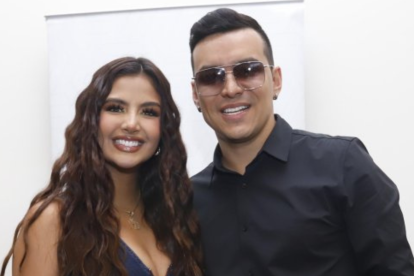 Dayanara y Yeison Jiménez durante una rueda de prensa en Guayaquil en 2024.