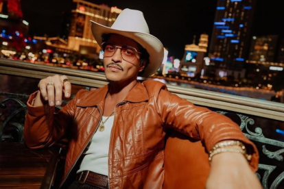 Bruno Mars anuncia The Romantic, su nuevo álbum en solitario, que marcará su esperado regreso discográfico tras casi una década.