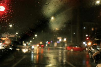 Llueve en Guayaquil, la noche del 12 de enero de 2026.