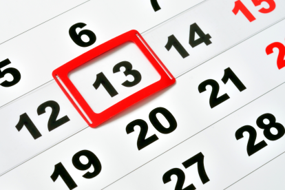 Martes 13: descubre por qué este día se considera de mala suerte y cómo las supersticiones influyen en la vida cotidiana.