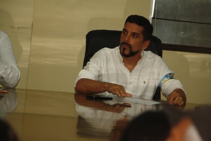 El alcalde de La Libertad, Francisco Tamariz en la sesión