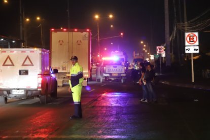 Así lucían los exteriores de la Penitenciaría tras la alerta. Hubo que cerrar la vía temporalmente.