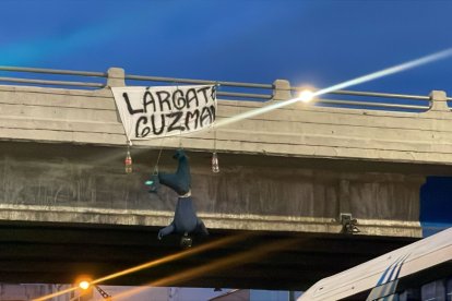 El monigote fue encontrado colgado en la madrugada del viernes 16 de enero.