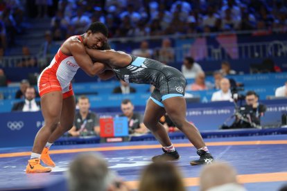 Reasco fue galardonada con el premio a la Mejor Deportista 2025 por la APDP. El título mundial de lucha fue el primero de una ecuatoriana.