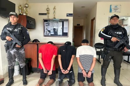 Tras varios allanamientos en sectores de Valencia, ubicaron a sospechosos del rapto.